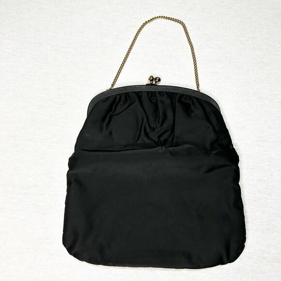 Vintage Kisslock Evening Bag in Black Fabric with Delicate Chain Hand Strap - Picture 1 of 6